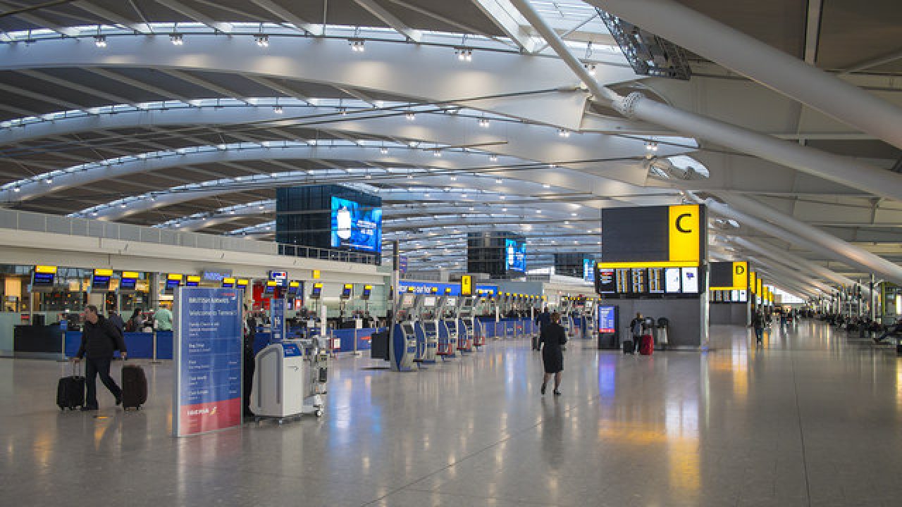 Microbe synet Lilla TOP 10 cele mai mari aeroporturi din Europa - NewMoney